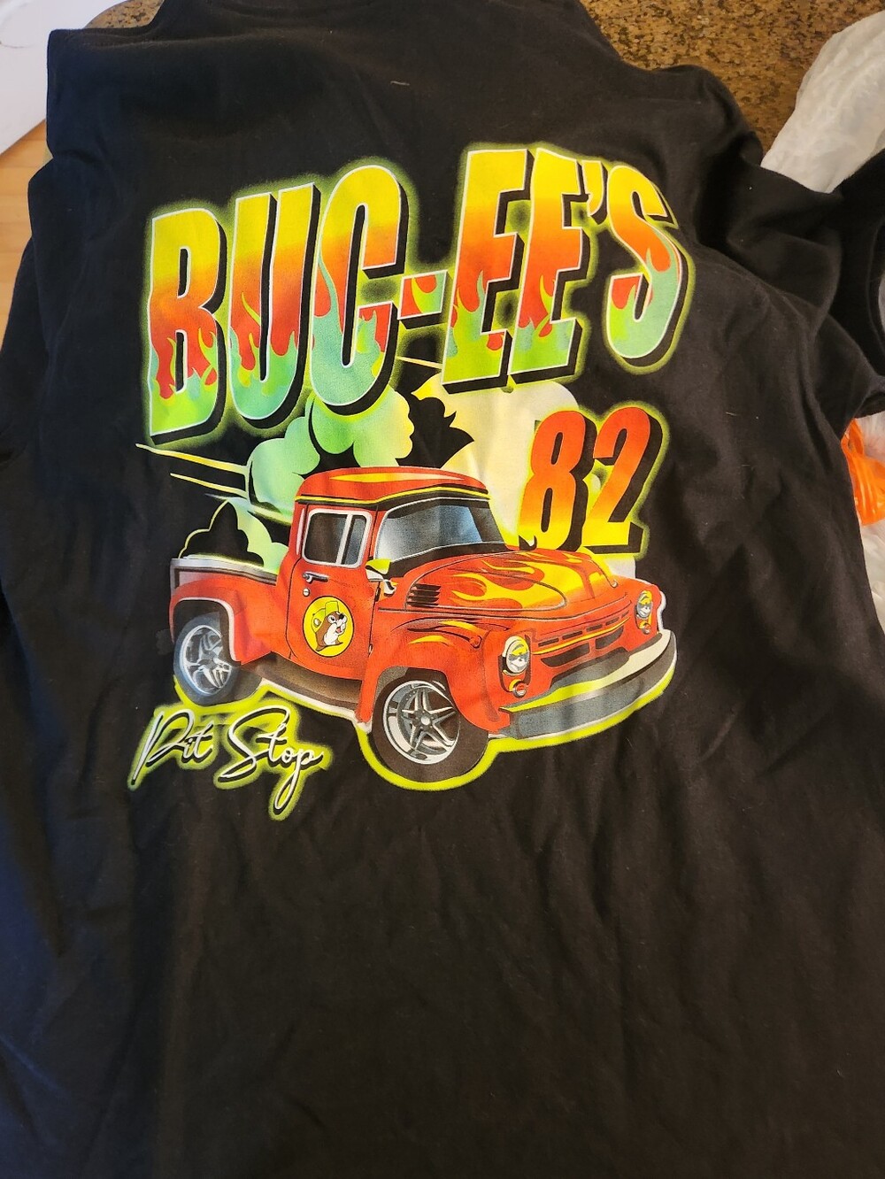 NWT Buc-ee's Rat Rod '82 Truck Graphic T-Shirt | Black | Adult XL